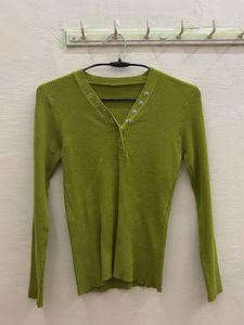 Green Ribbed V-Neck Top