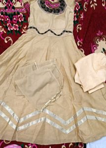 Golden Heavy Flared Padded Gown