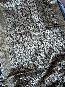 Elegant Black and Gold Sari