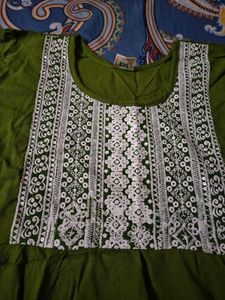 Nayra Cut Kurti Set