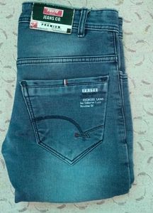 Men's Straight fit Jeans , premium quality
