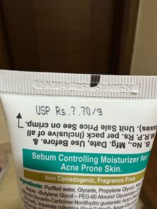 Venusia Acne Control Moisturiser