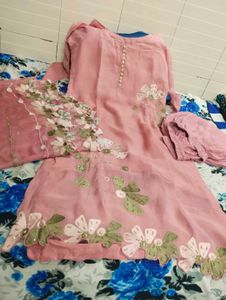 Pink Floral Embroidered Pant Kameez