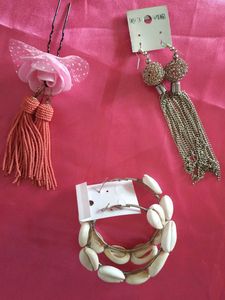Assorted Earrings 🌹💕🫰