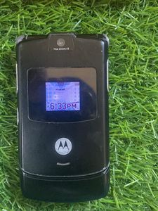 Motorola V3