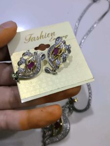 Elegant Pendant Necklace