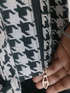 Houndstooth Tote Bag