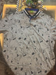 HALF SLEEVE T-SHIRT