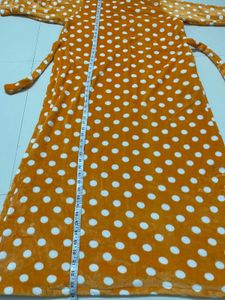 Polka Dot Wearable Blanket