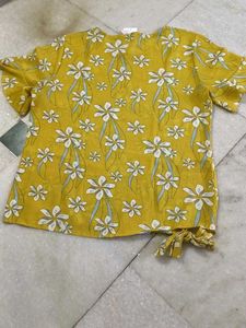 L Size Floral Print Tie Top