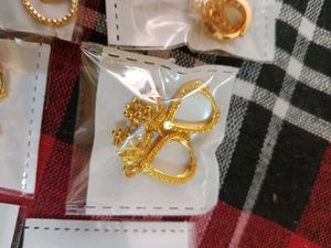New Gold Earings