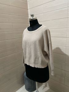 Zara Pintresty 🌸Beige Knit Sweater