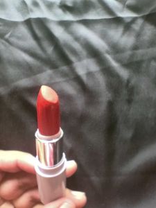 Myglamm Flavoured lipstick