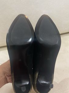 Black &amp; Gold Heels