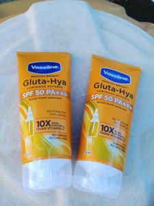 2 Pack ❤️ Vaseline Gluta-Hya Sunscreens 🌞
