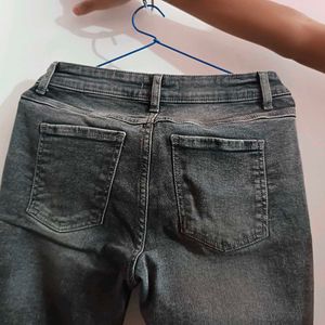 Zara Jeans