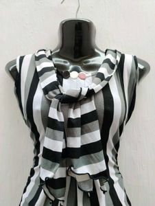 Brand New TieUp Neck Top