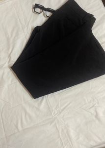 black long pant
