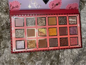 18 Color Cherry Girl Eyeshadow Palette