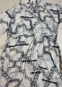 Chic Chain Print Dress