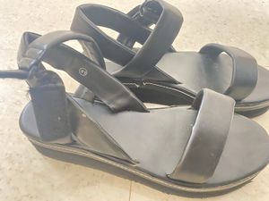 Roadster Women Black Open Toe Heeled Flats