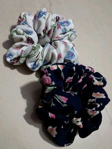 Floral Print Scrunchie Set