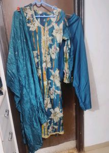 Floral Salwar Kameez Suit dupatta