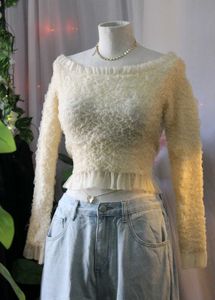 Zara Elegant Off-Shoulder Top