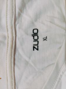 Zudio White T-Shirt