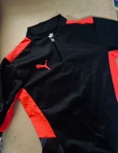 Puma Black &amp; Red T-Shirt