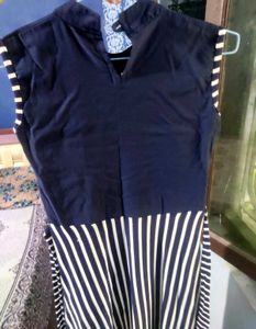 A Simple Navy Blue Party Wear For Women