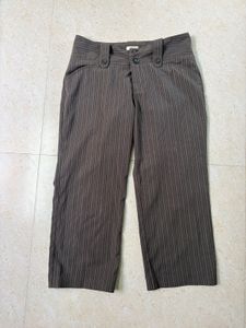 Striped capri pants ❤️