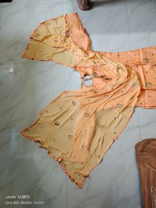 Beautiful suit set 😍😍🧡