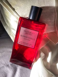 Victoria&#39;s Secret Bombshell Intense Mist