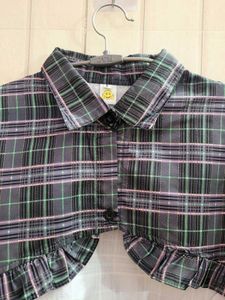 Plaid Ruffle Cropped Shirt