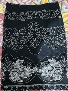 Black &amp; White Embroidered Pencil Skirt