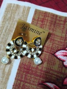 Earings