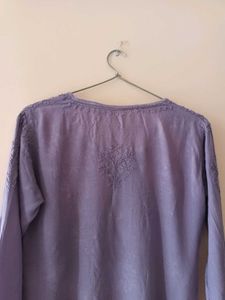 SHORT CHIKANKARI KURTA