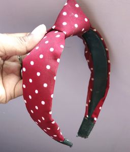 2 Cute Hairbands
