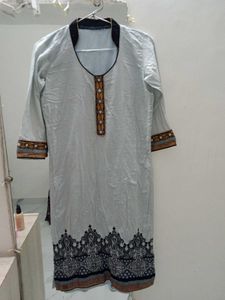 Elegant Pakistani Embroidered Suit