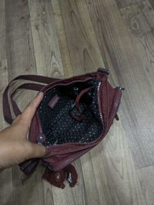 Kipling Sling Bag
