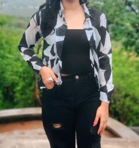 Chic Black &amp; White Print Top