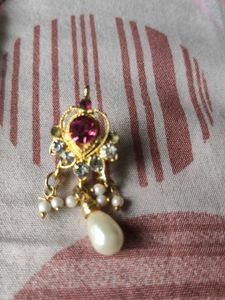 Beautiful pink and white stone-beads set