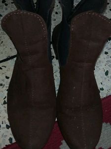 Girls Boot 🥾🥾🥾