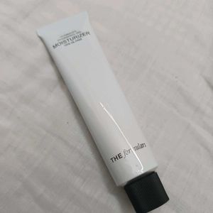 The Formularx Hydraveil Moisturizer