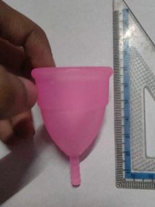 Pink Reusable Menstrual Cup(2)
