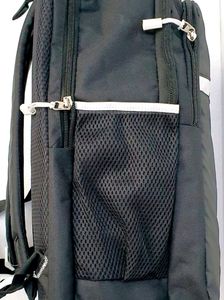 New Brand Spibag Move In Style Laptop, Traveling, College Bag 🎉🎉🎉🥳🥳