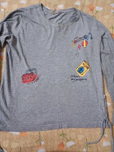 Graphic Print Grey T-Shirt (Only 150🥳)