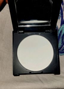 Sugar Translucent Compact