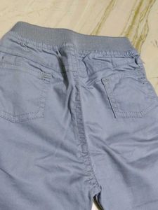 Boy&#39;s grey pants